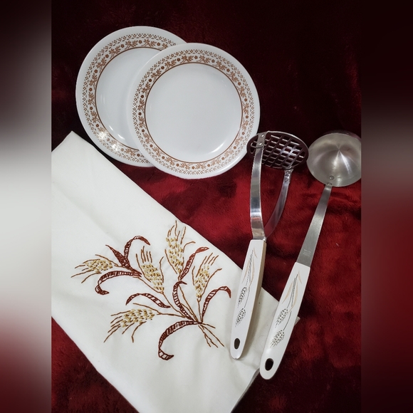 Corelle Corning Summer Impressions Bread Plate Bundle - Picture 1 of 5